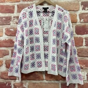 DESIGN365 Cardigan Sweater Women's M White Multicolor Boho Crochet Granny Square